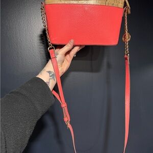 Anne Klein Coral & Cork Crossbody Bag – Gold Chain Strap